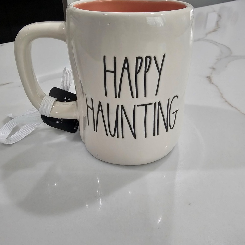 RAE DUNN MINNIE..HAPPY HAUNTING , MUG - Picture 2 of 2